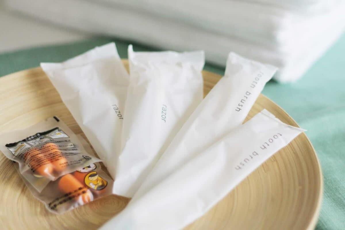 Bhotel Komachi - City Retreat With Breakfast Hiroshima Bagian luar foto