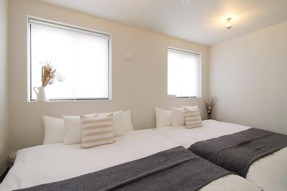 Bhotel Komachi - City Retreat With Breakfast Hiroshima Bagian luar foto