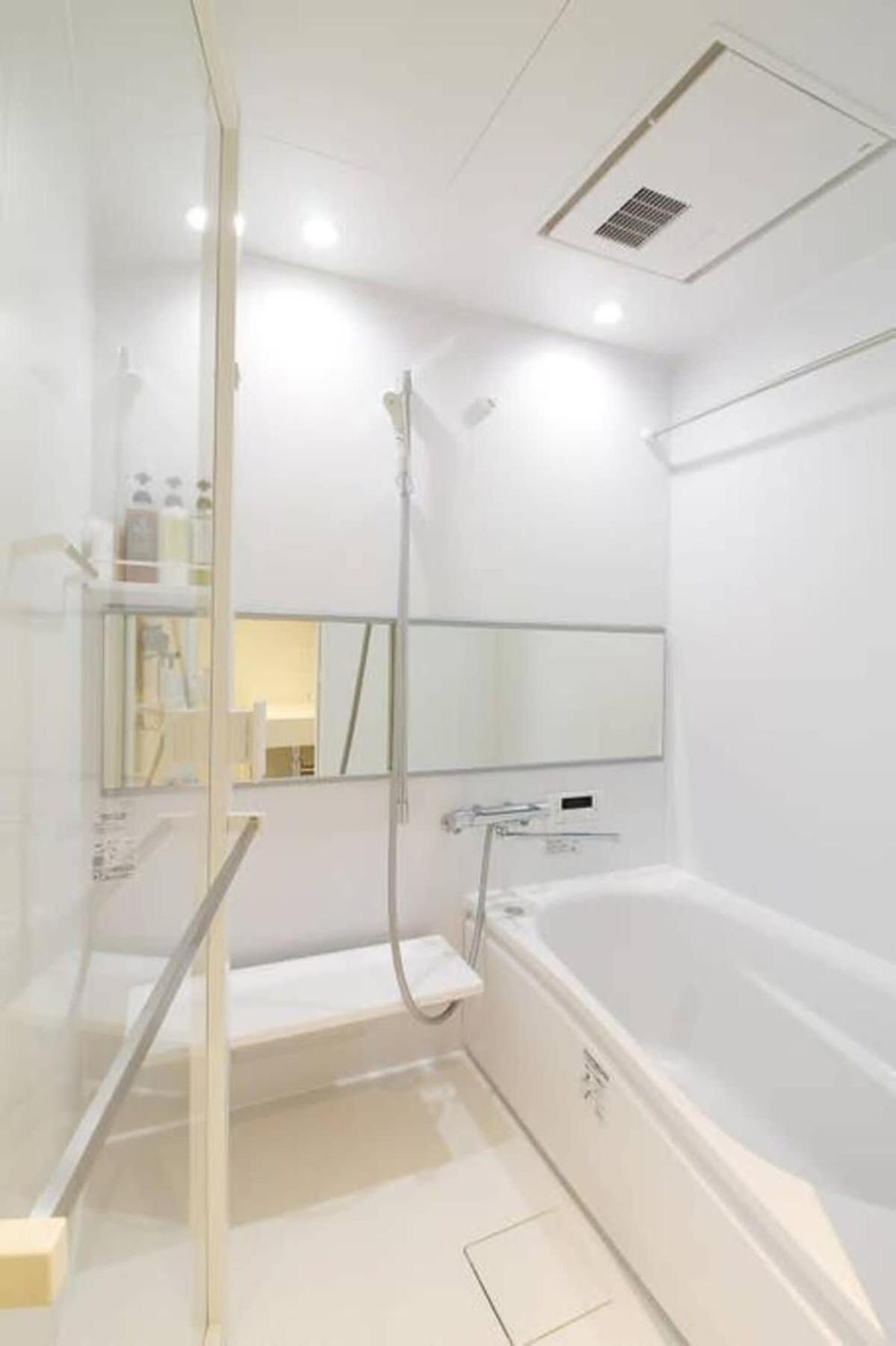 Bhotel Komachi - City Retreat With Breakfast Hiroshima Bagian luar foto